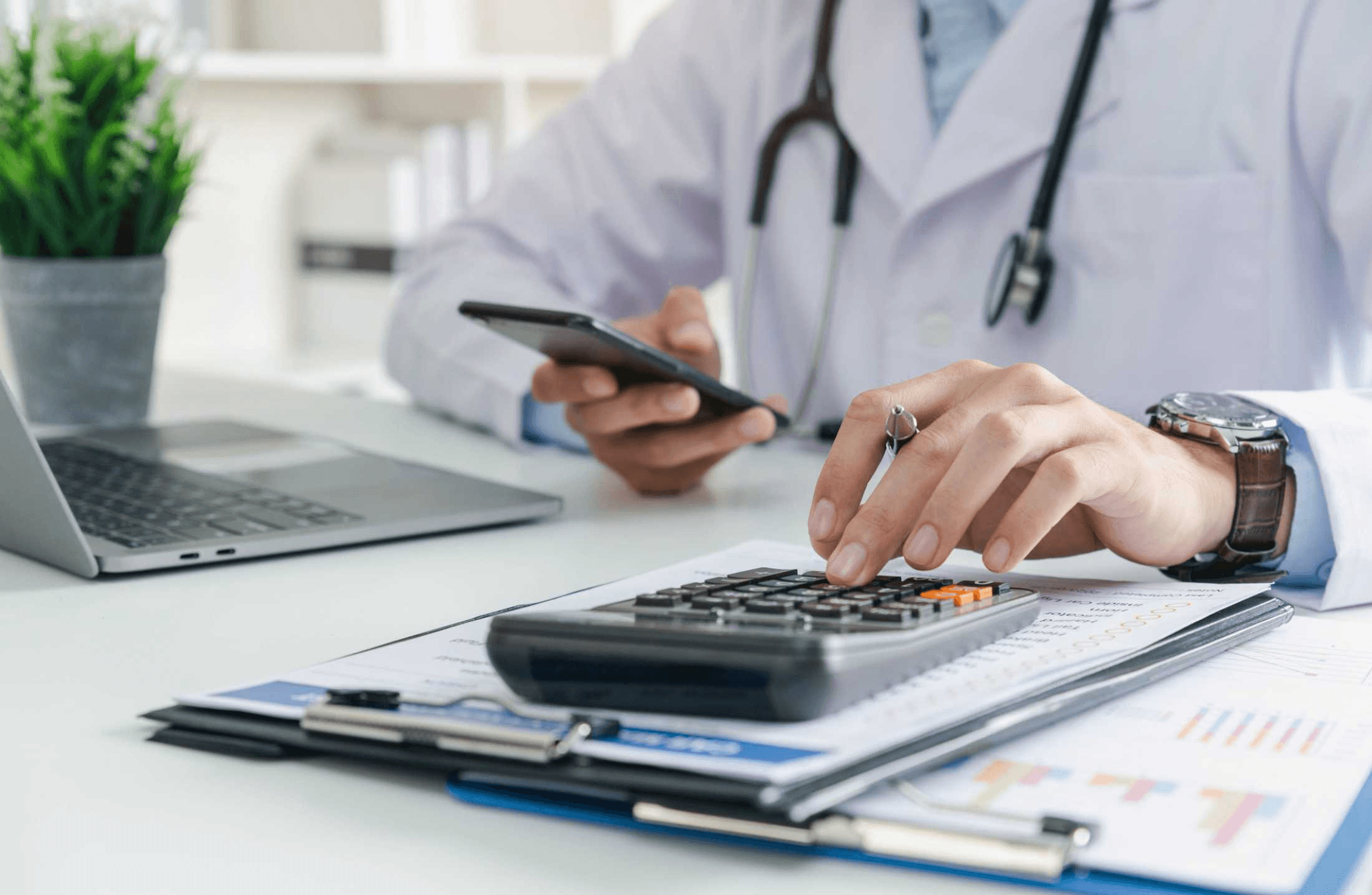 A tributação mitigada do imposto de renda nas atividades hospitalares: uma análise crítica acerca de seus requisitos